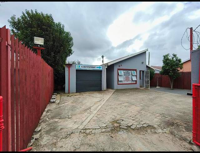 4 BEDROOM HOUSE FOR SALE IN MTHATHA CENTRAL